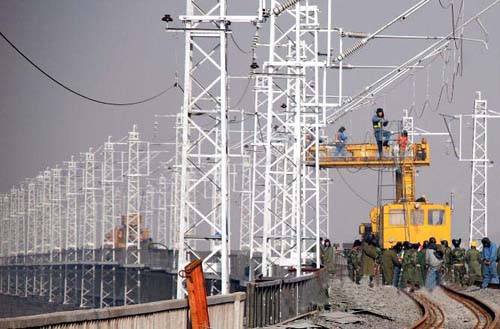 늚⻯�F·�֧��